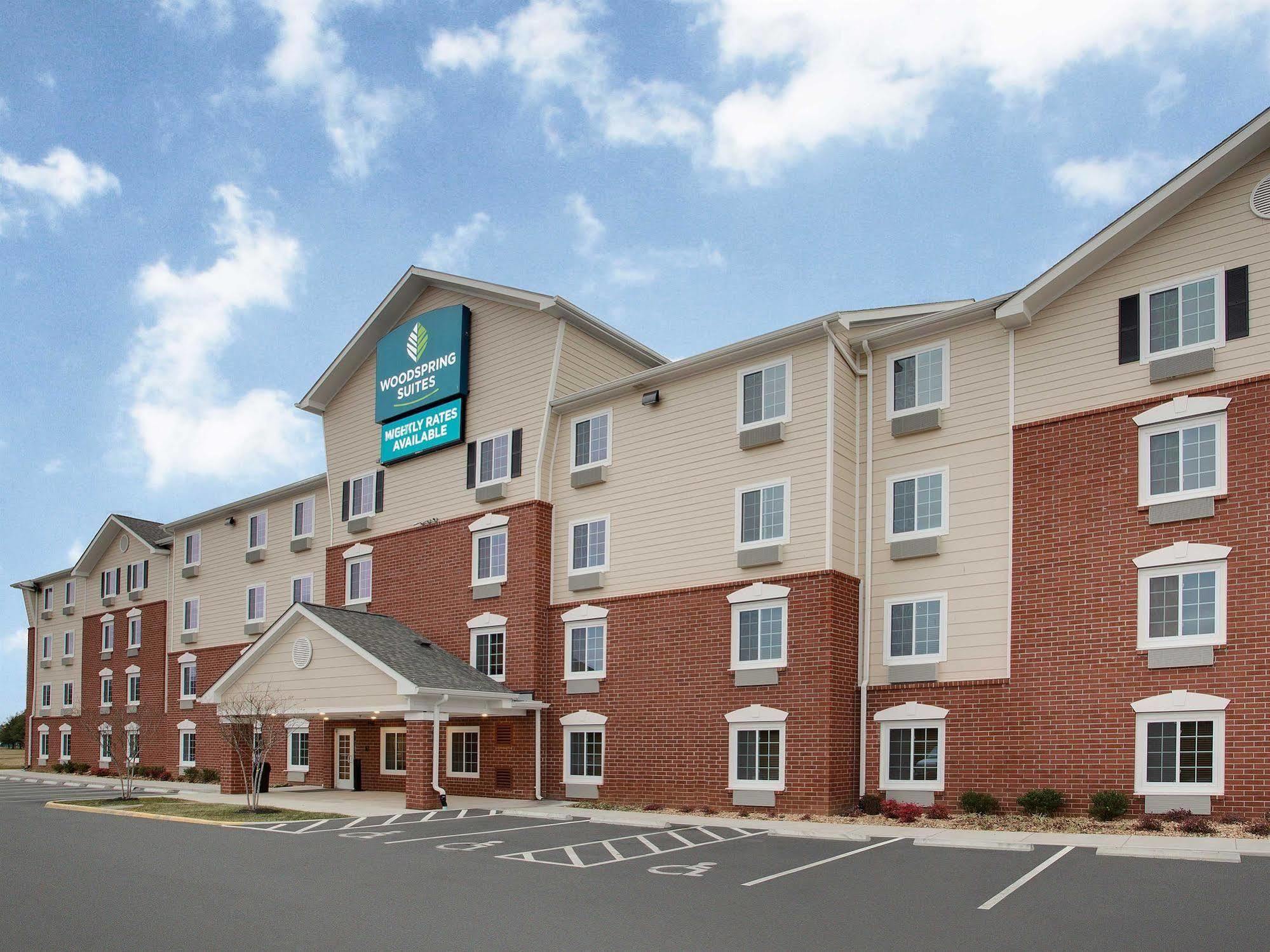 Woodspring Suites Fredericksburg Esterno foto