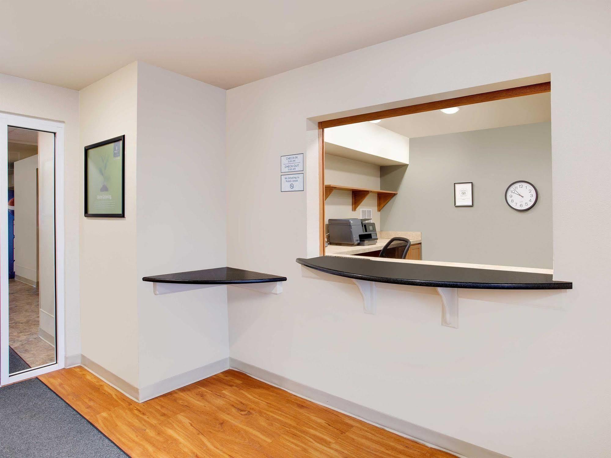 Woodspring Suites Fredericksburg Esterno foto