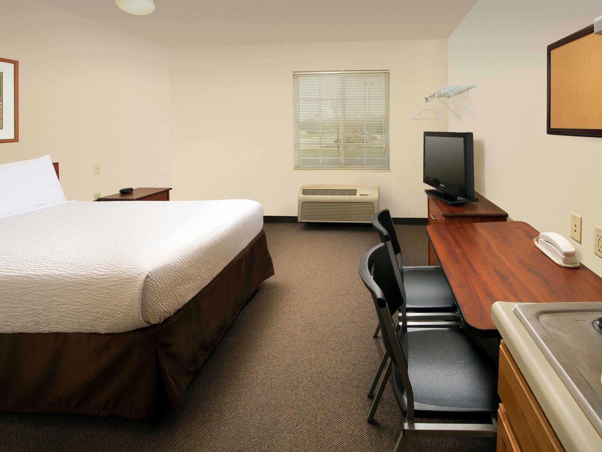 Woodspring Suites Fredericksburg Esterno foto
